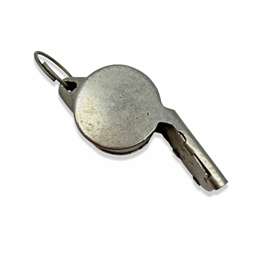 Vintage Taiwan Metal Whistle Working Referee Coach Safety Signal Whistle